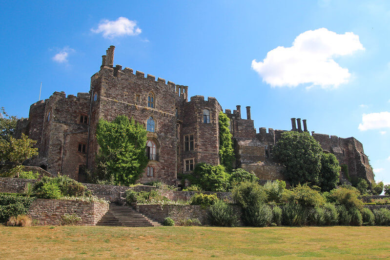 A photo of Berkely Castle