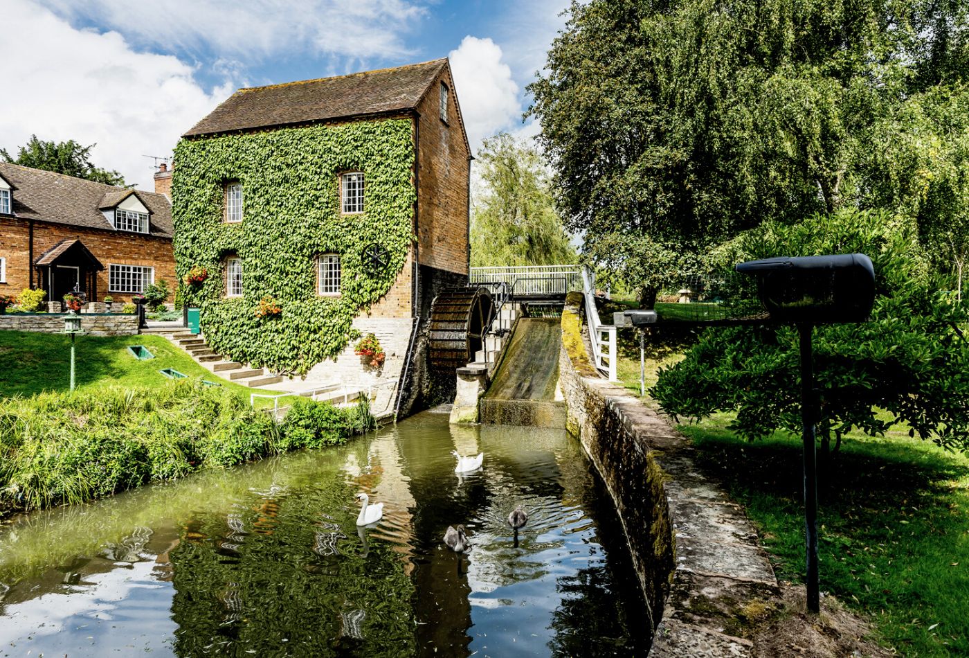 Unique Cottage set along the river with its own water wheel